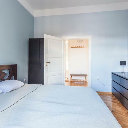 99 Muses Apartments Dordegol Εξωτερικό φωτογραφία