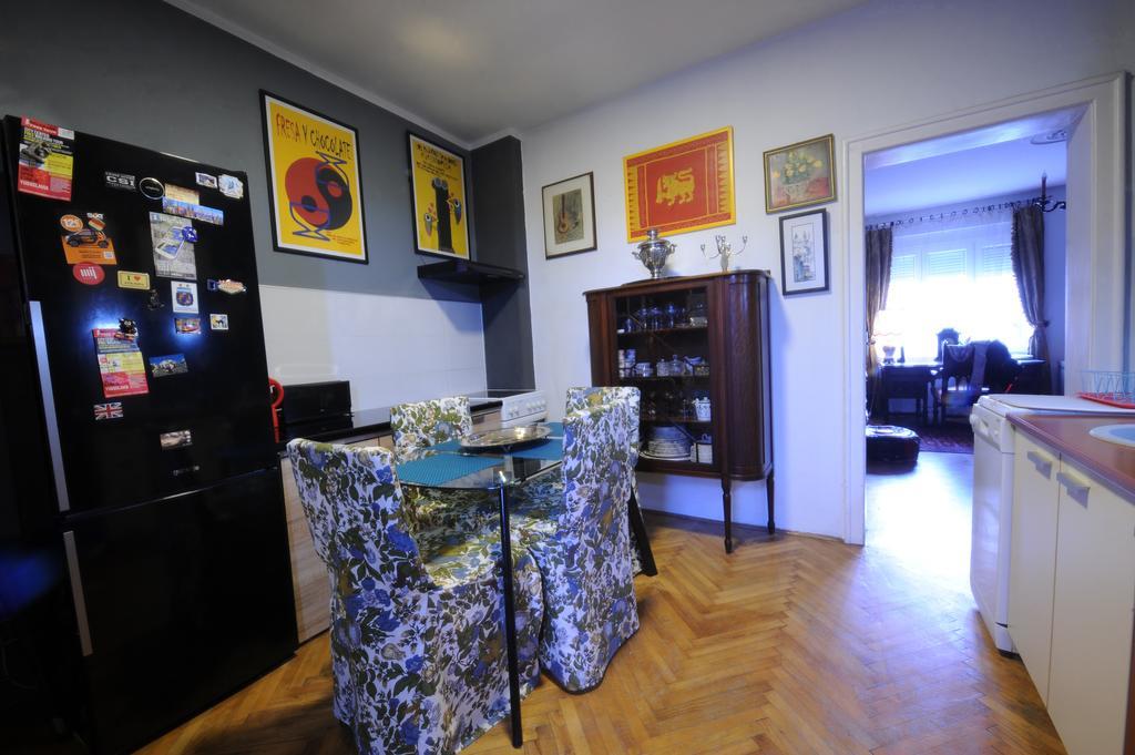 99 Muses Apartments Dordegol Εξωτερικό φωτογραφία
