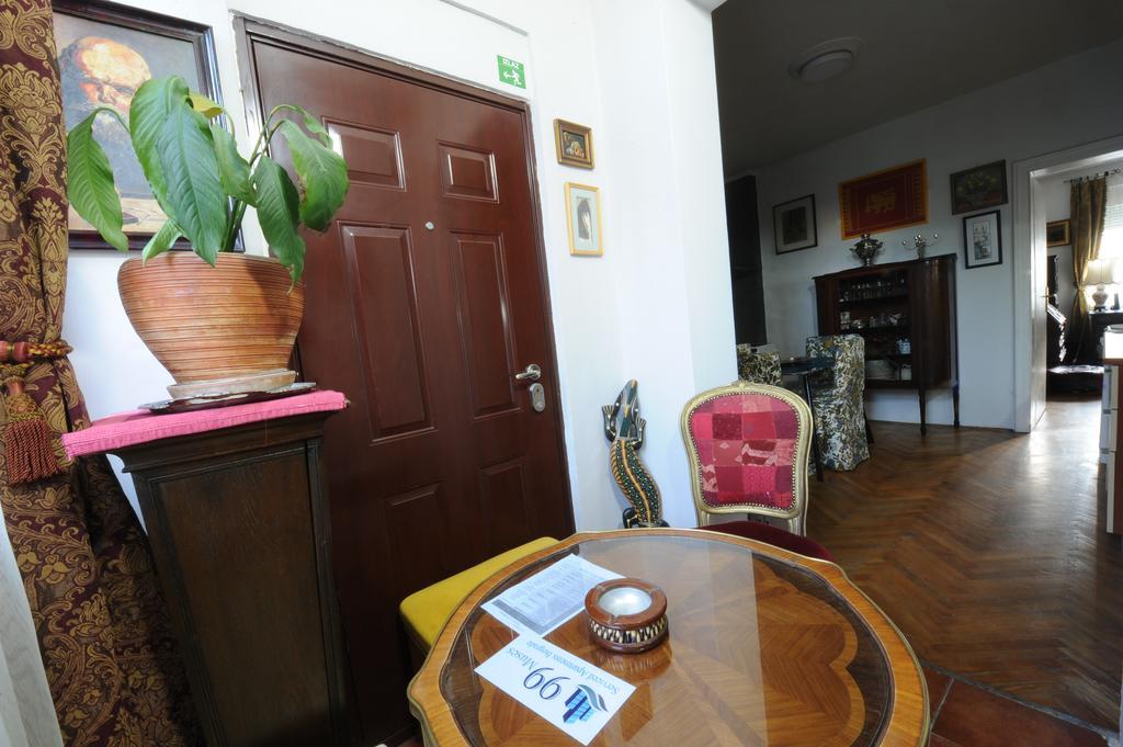 99 Muses Apartments Dordegol Εξωτερικό φωτογραφία